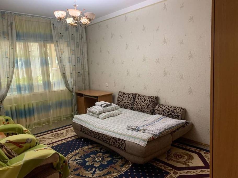 Apartament Ташкент Суточно Zewnętrze zdjęcie